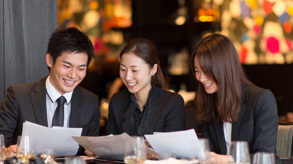 仲間の飲食店経営者が語る『3社間ファクタリングで店を救った話』
